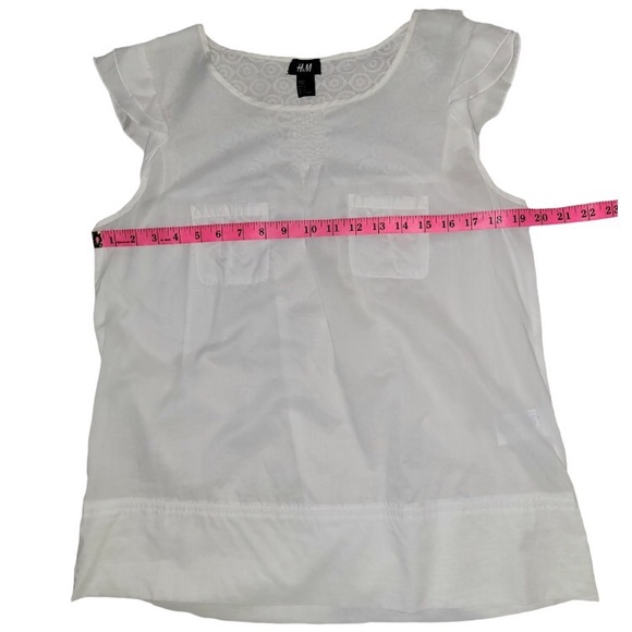 (W) Embroidered Detailed Top from H&M - Picture 4 of 6